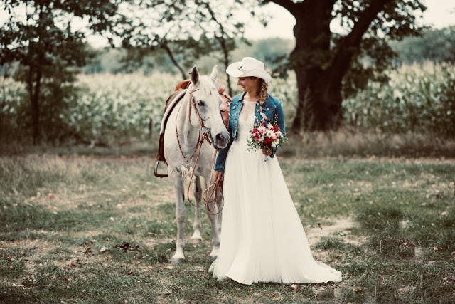 Hochzeit und Pferd
